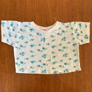 🍊5/$25 Vintage Kids Floral Cropped Tee - White and Blue size 12m